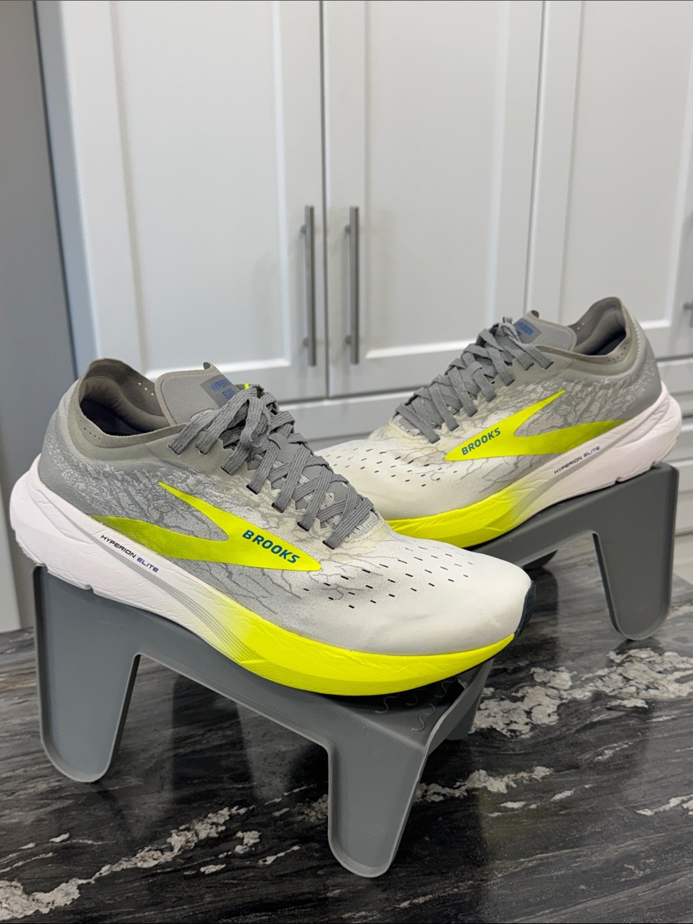 🏃🏻♂️Brooks Hyperion Elite Carbon Plate Racing Shoes Men’s 10 US ≈ Women’s 11.5